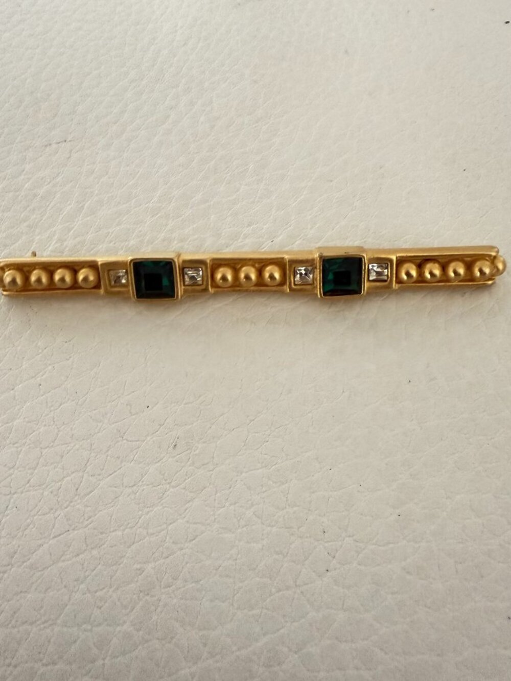 VINTAGE GIVENCHY GOLD TONE GREEN CRYSTAL & RHINESTONE STICK PIN BROOCH DESIGNER